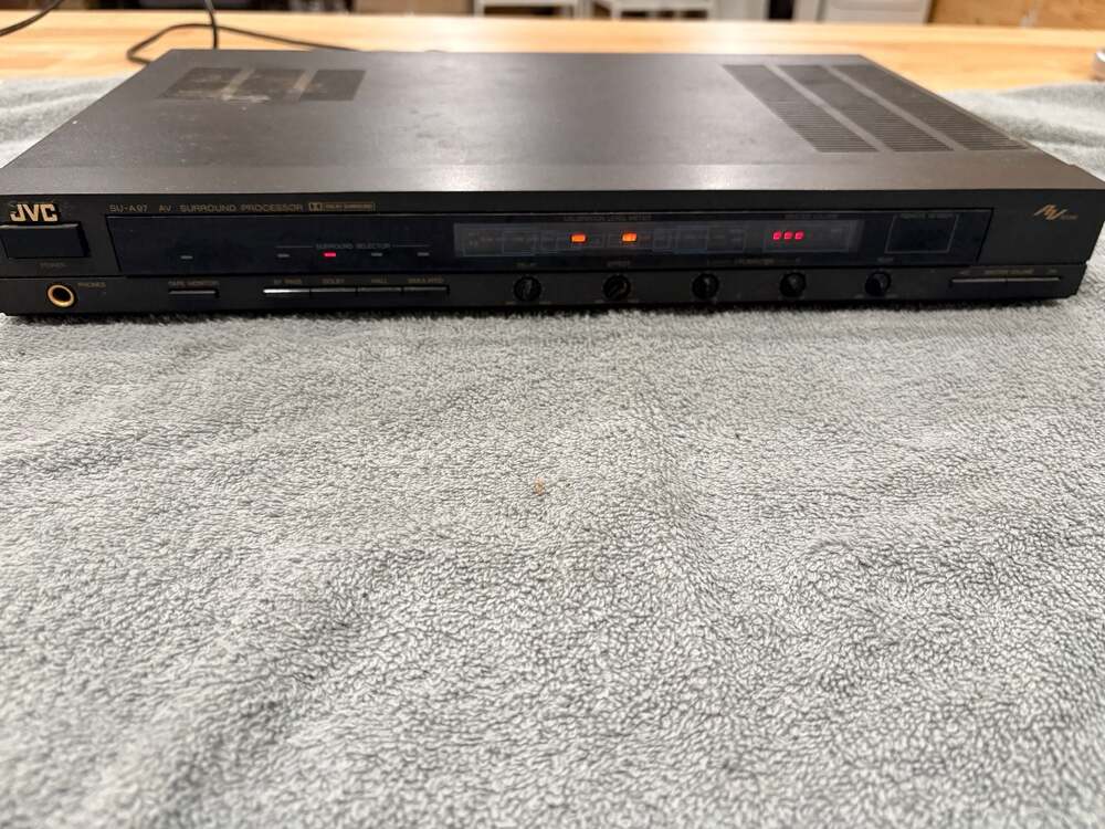 JVC SU-A97 – AV Surround Processor - Tested/ Working (USED)